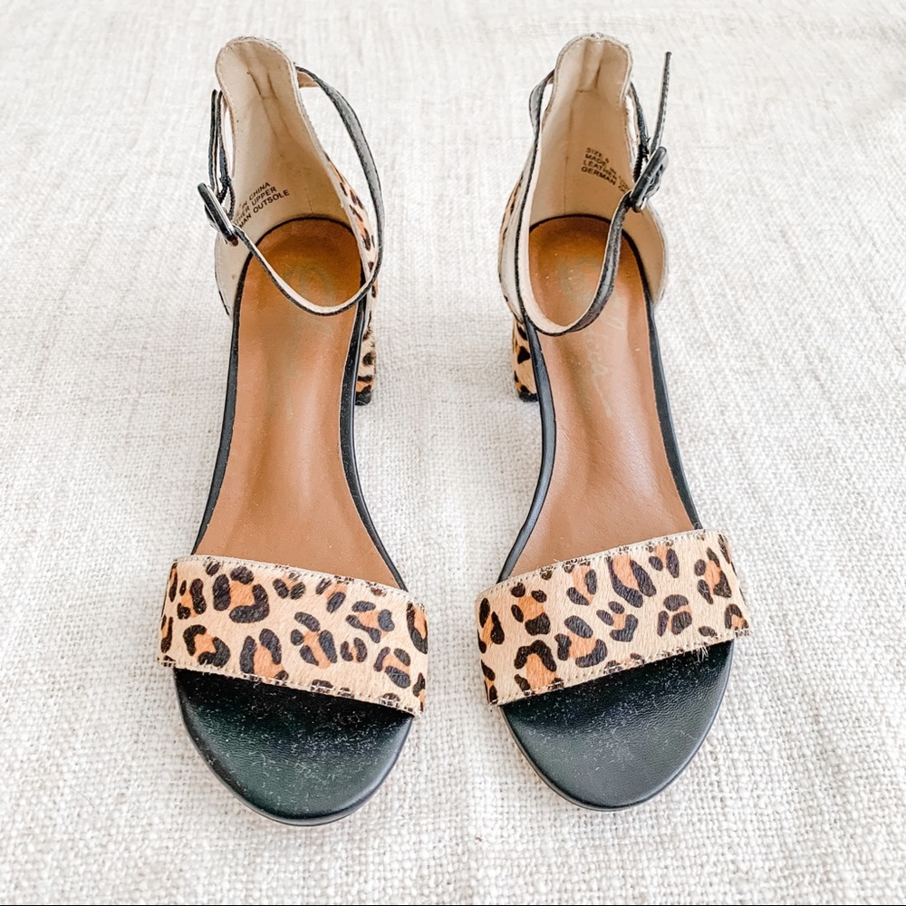 NEW Cheetah Heels - Picture 4 of 16
